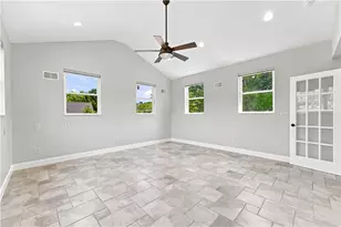 2587 Cole Rd, Pittsburgh, PA 15090 - Photo 8