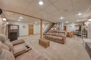 2507 Jennie, Patterson Township, PA 15010 - Photo 4