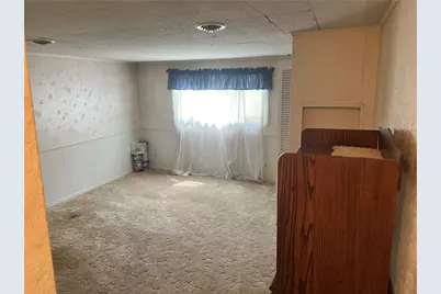 110 10th, Pymatuning Township, PA 16125 - Photo 8