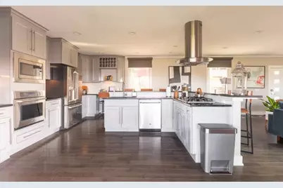 300 Cola Street, Pittsburgh, PA 15211 - Photo 2