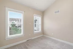 212 Spring Run Dr, Monroeville, PA 15146 - Photo 4
