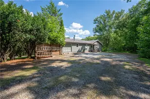 226 Antique Ln, Unity Township, PA 15650 - Photo 2