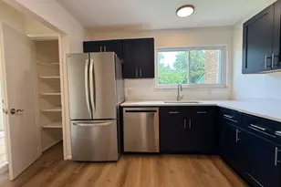 205 Rankin Blvd, Braddock, PA 15104 - Photo 6