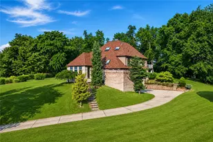 209 Pleasant View Ct, Jefferson Hills, PA 15025 - Photo 2