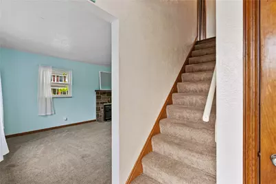 921 Athalia Ave, Monessen, PA 15062 - Photo 10