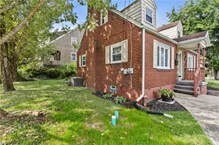 921 Athalia Ave, Monessen, PA 15062 - Photo 30