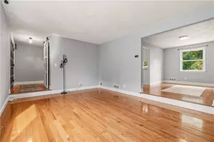 163 Cassia Dr, Jefferson Hills, PA 15025 - Photo 2
