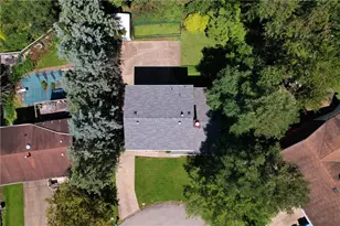 121 Knoll Dr, Pittsburgh, PA 15147 - Photo 10