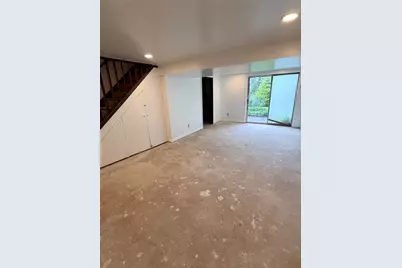 121 Knoll Dr, Pittsburgh, PA 15147 - Photo 14