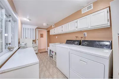 1414 Lower Bull Run Rd, West Mifflin, PA 15122 - Photo 24