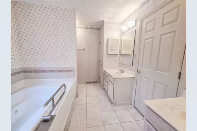 240 William Dr, North Strabane, PA 15317 - Photo 24