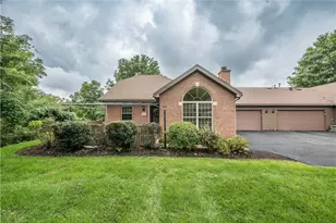1250 Murry Chase Ln, Murrysville, PA 15668 - Photo 1