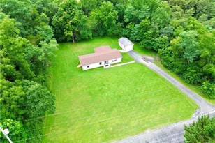 810 Alborn Ave, Shenango Township, PA 16101 - Photo 10