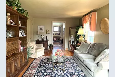 2207 Delaware Ave, New Castle, PA 16105 - Photo 12