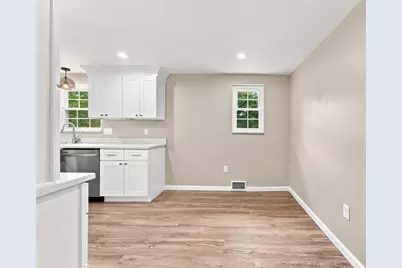 779 Darlington St, Collier Township, PA 15106 - Photo 10