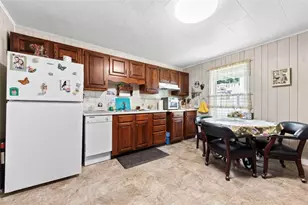 210 Brown St, Brownsville, PA 15417 - Photo 4