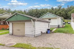 210 Brown St, Brownsville, PA 15417 - Photo 24