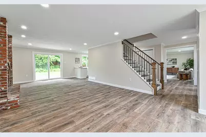 10022 Oakridge Dr, Pittsburgh, PA 15090 - Photo 20