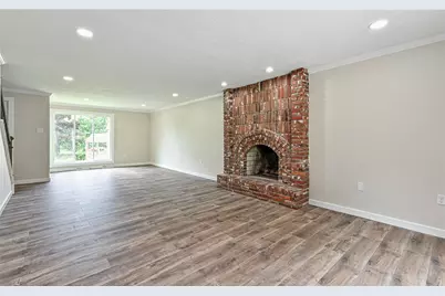10022 Oakridge Dr, Pittsburgh, PA 15090 - Photo 18