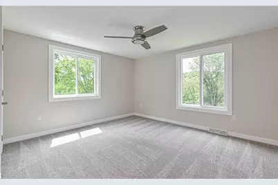 10022 Oakridge Dr, Pittsburgh, PA 15090 - Photo 28