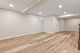 10022 Oakridge Dr, Pittsburgh, PA 15090 - Photo 30