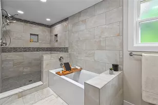 10022 Oakridge Dr, Pittsburgh, PA 15090 - Photo 24