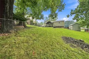454 Rosanne Dr, Pittsburgh, PA 15147 - Photo 22