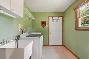 721 Stonebridge Dr, North Huntingdon, PA 15642 - Photo 22