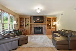 721 Stonebridge Dr, North Huntingdon, PA 15642 - Photo 12