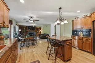 721 Stonebridge Dr, North Huntingdon, PA 15642 - Photo 20