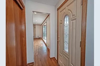 1460 Mohican Dr, Pittsburgh, PA 15228 - Photo 2