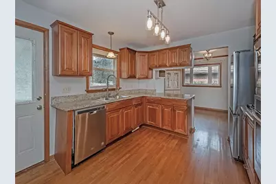 1460 Mohican Dr, Pittsburgh, PA 15228 - Photo 8