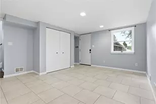 10 Penn Dr, Ross Twp, PA 15214 - Photo 24