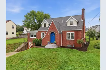 210 N Haft St, Houston, PA 15342 - Photo 4