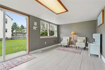 210 N Haft St, Houston, PA 15342 - Photo 18