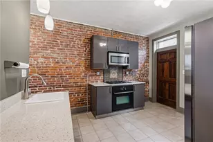 4819 Blackberry Wy, Pittsburgh, PA 15201 - Photo 8