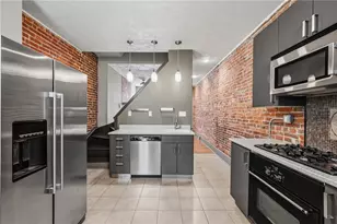 4819 Blackberry Wy, Pittsburgh, PA 15201 - Photo 12