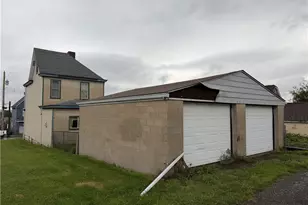 114 Riverview Blvd, West Mifflin, PA 15120 - Photo 4