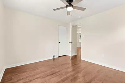 13 Cypress Dr, Carnegie, PA 15106 - Photo 22