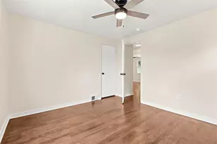 13 Cypress Dr, Carnegie, PA 15106 - Photo 22