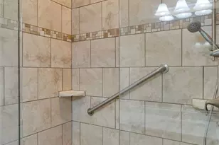 9731 Harmony Dr, Pittsburgh, PA 15237 - Photo 12