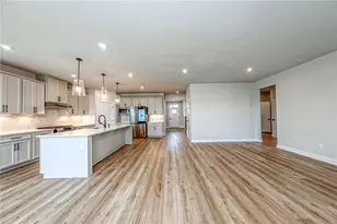 6453 Marco Ct, North Huntingdon, PA 15642 - Photo 16