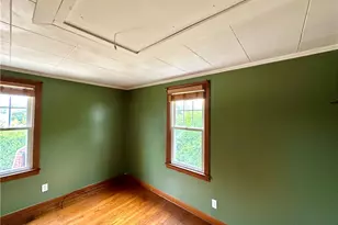 509 Deemer Ave, Ellport, PA 16117 - Photo 12