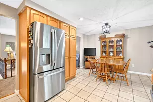 1909 Michren Cir, South Park, PA 15129 - Photo 4