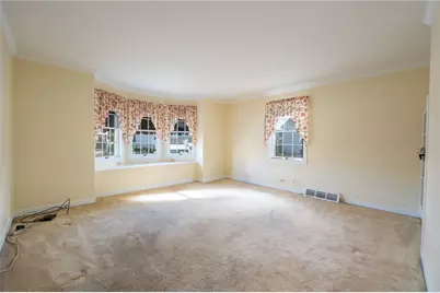 224 Irving Ave, Latrobe, PA 15650 - Photo 4