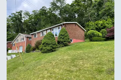 543 Lucia Dr, Wilkins Township, PA 15221 - Photo 2
