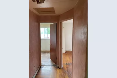 543 Lucia Dr, Wilkins Township, PA 15221 - Photo 18