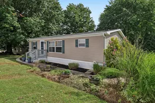 802 Elk Dr, Cranberry Township, PA 16066 - Photo 2