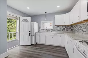 297 Grandview Way, Charleroi Boro, PA 15022 - Photo 6