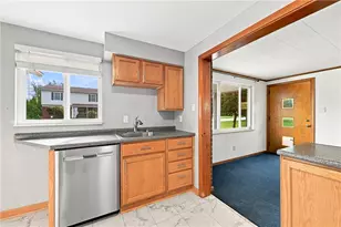 1502 Linnie Lou Dr, Pittsburgh, PA 15234 - Photo 10